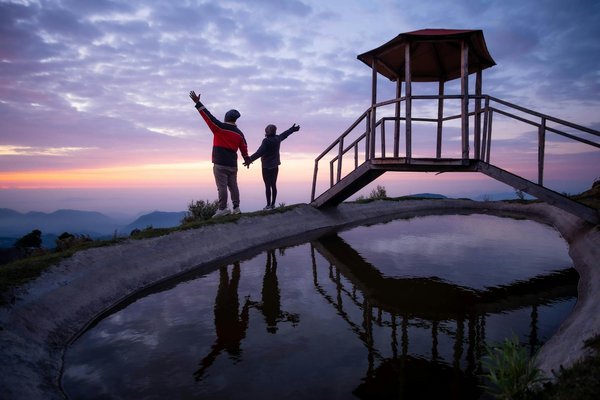 Où pratiquer le snorkeling au milieu des raies manta à Hawaii ?